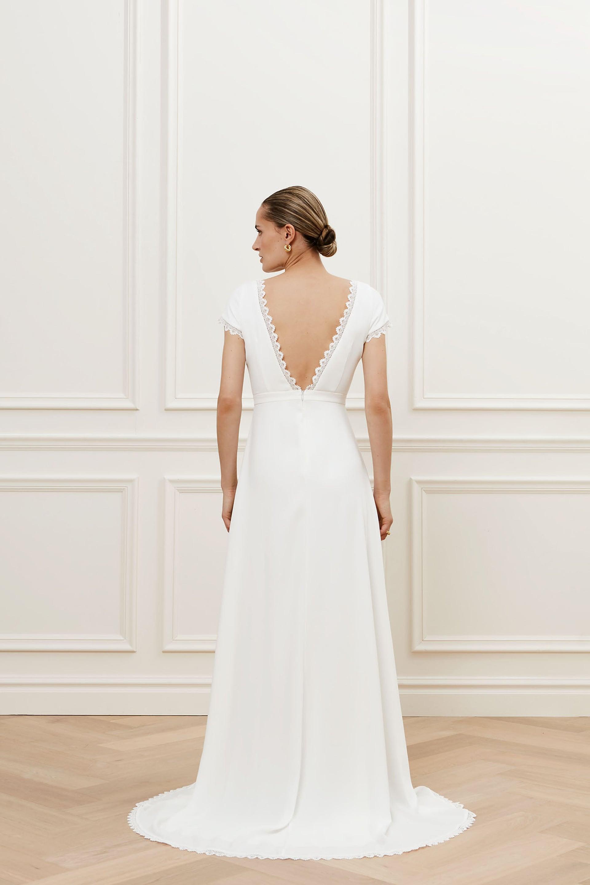 Lindy wedding dress Ivory 1
