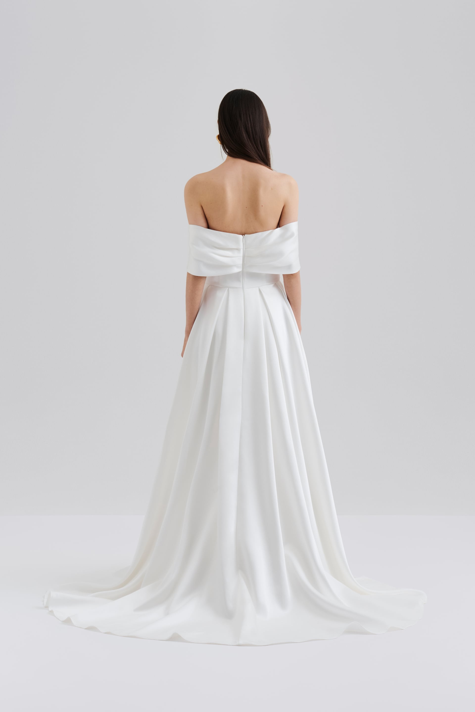 Mila gown Ivory 1