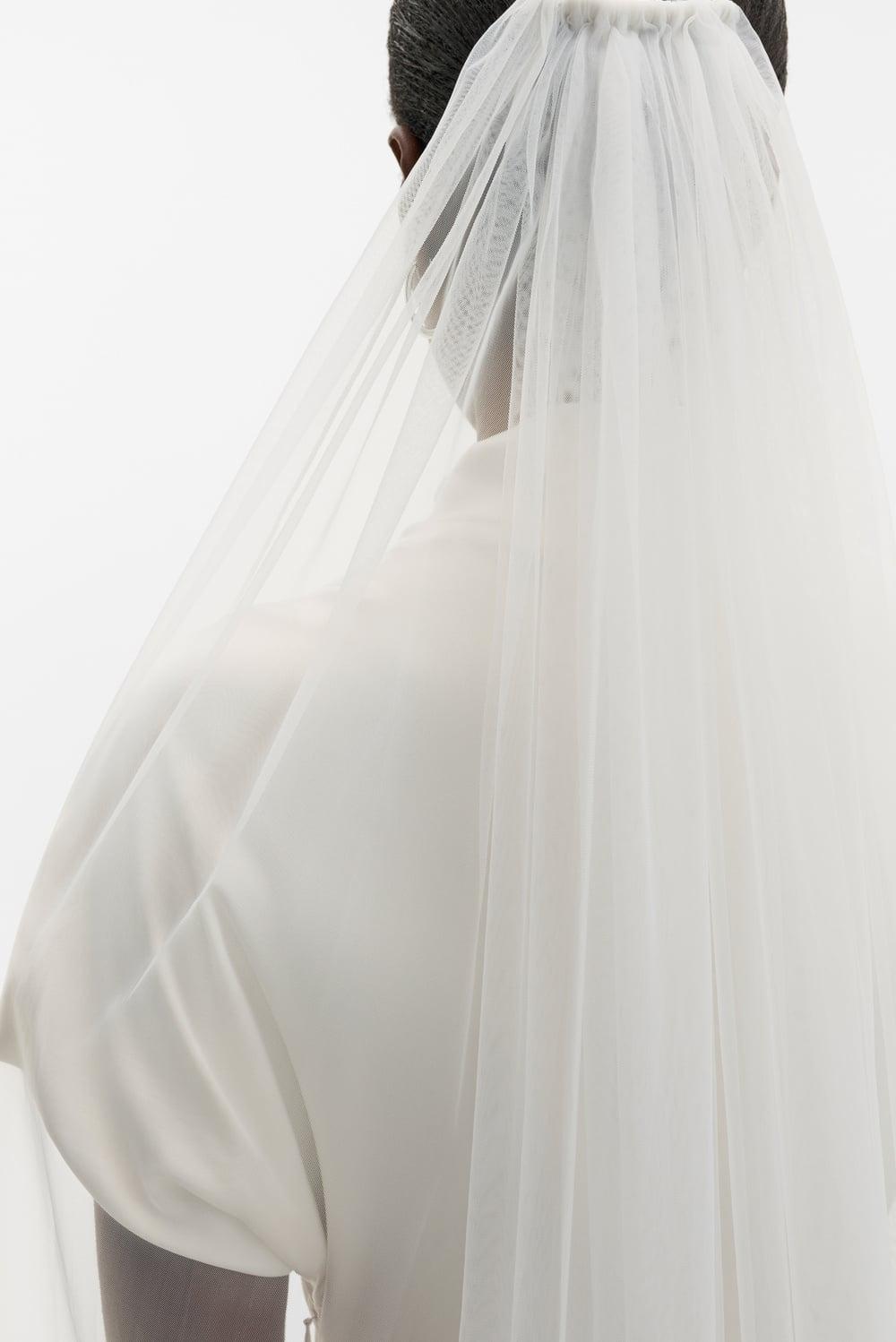 Sky mist veil long Ivory 1