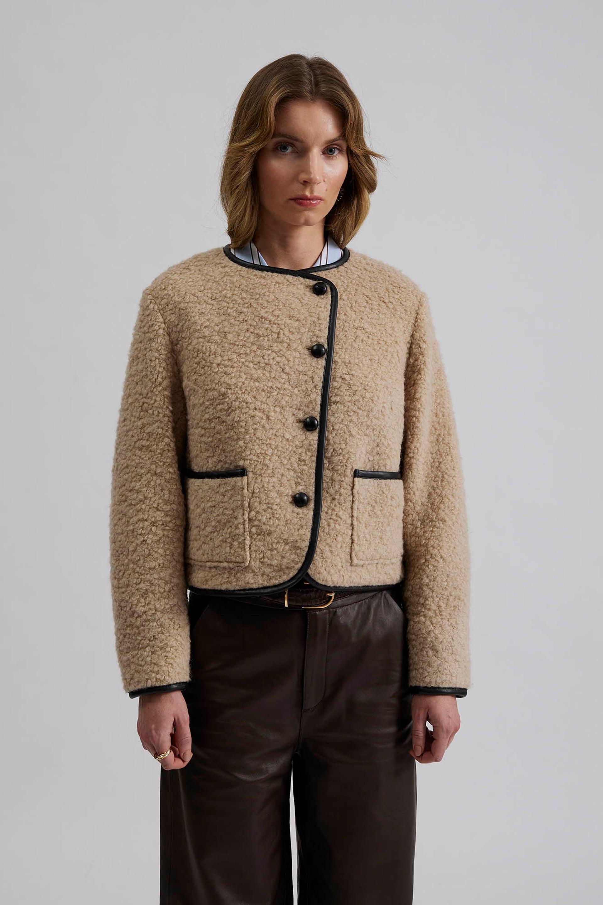 Nylah jacket Beige 2