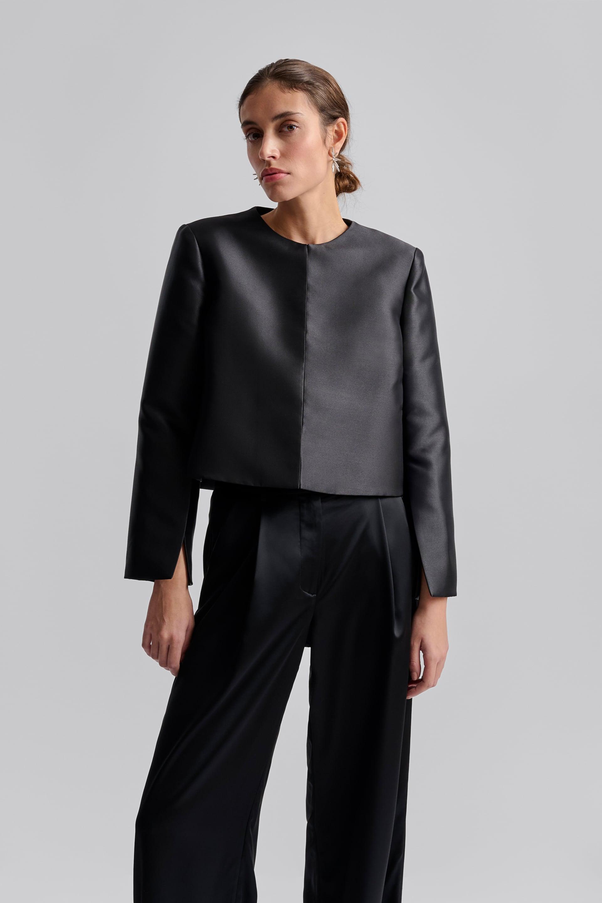 Ruthie blouse Black 2