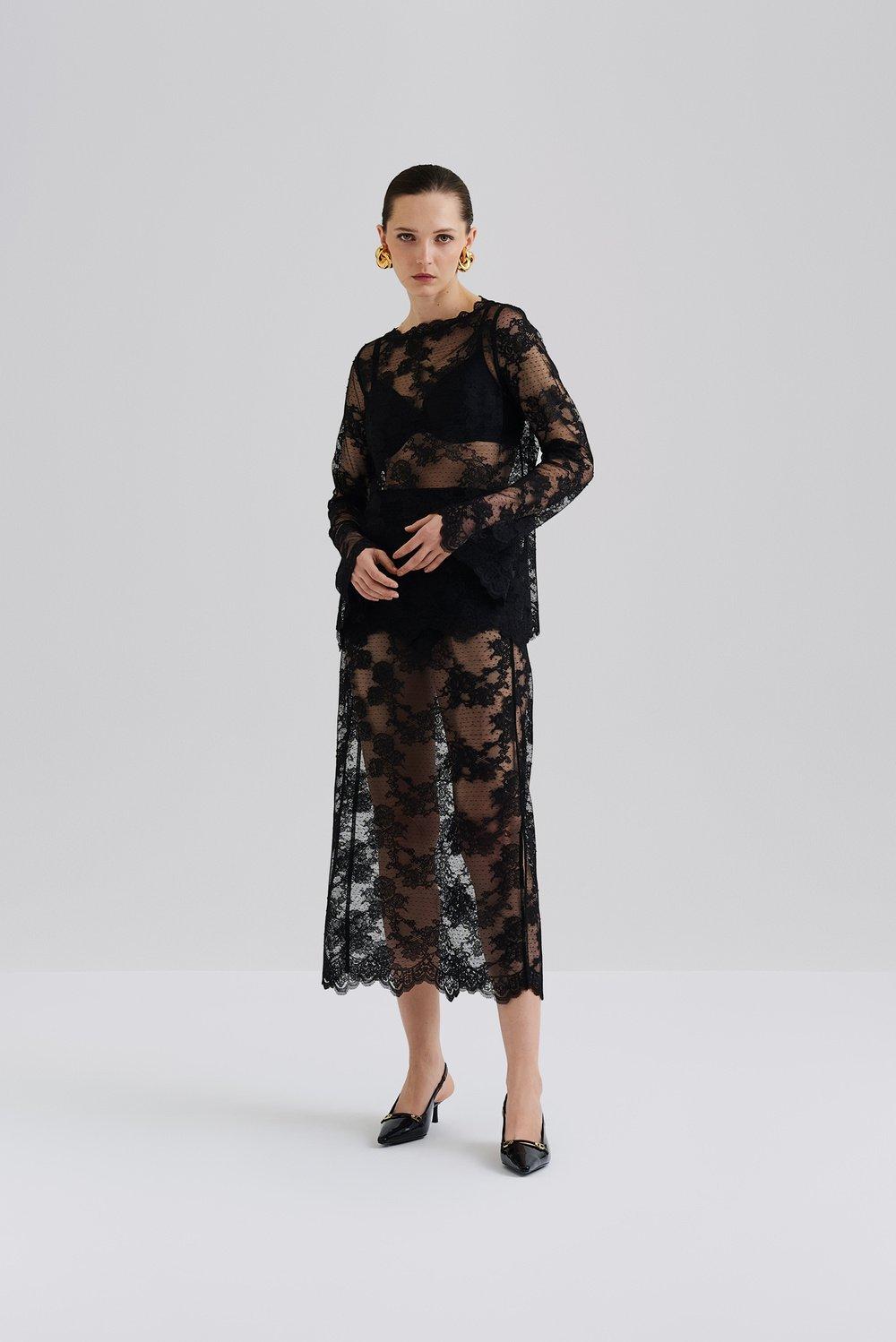 Leni top Black 2