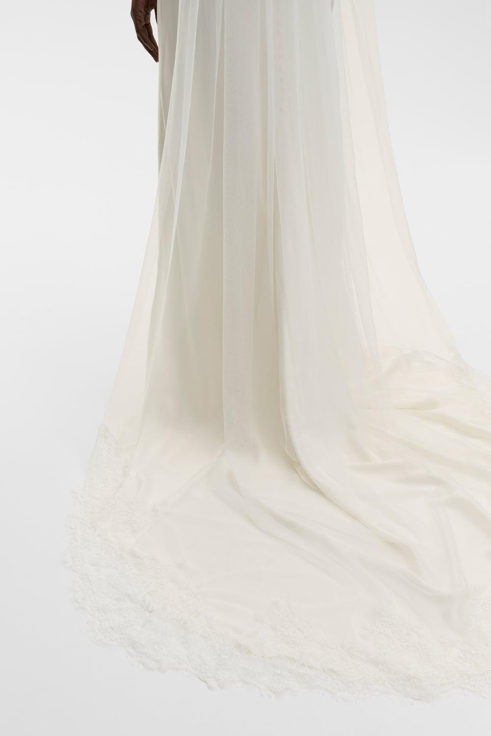 Luxe veil White 1
