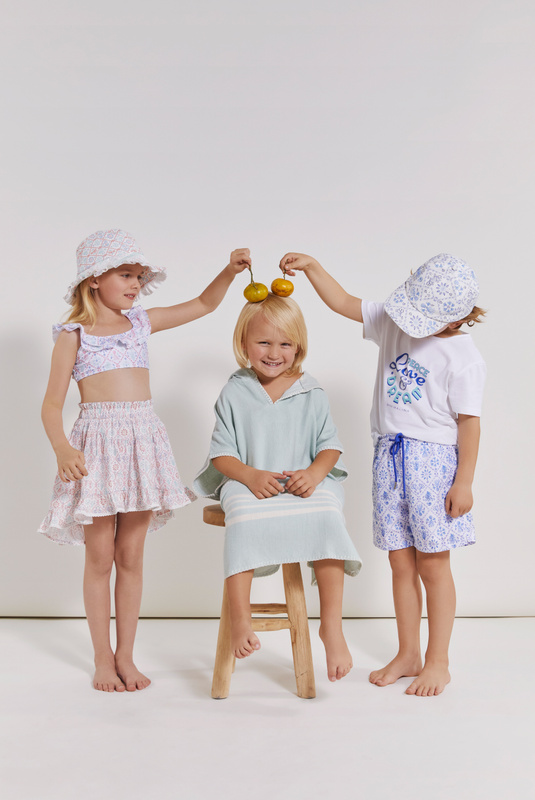 Product Thumbnail of Mini beach towel poncho