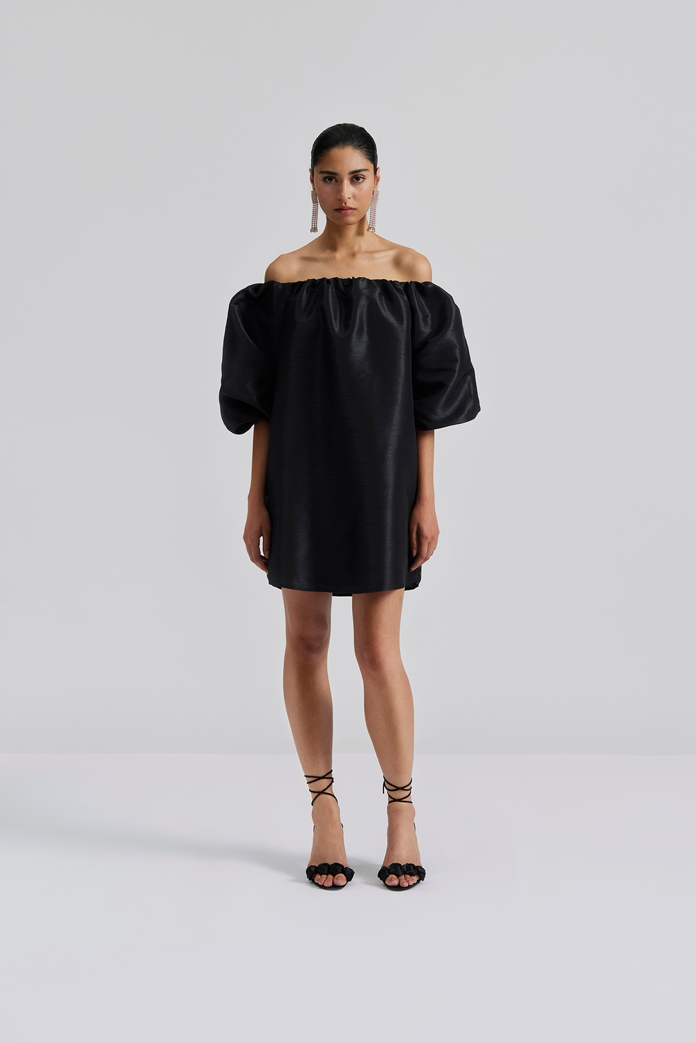 lorina dress in black