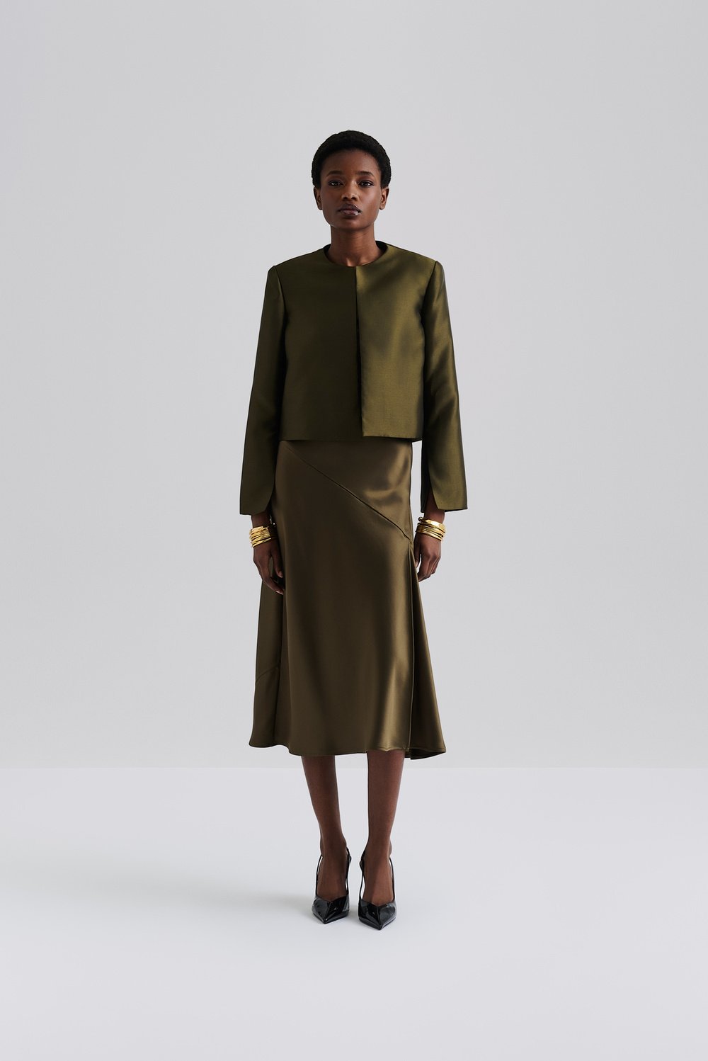 3083_2540e9fca6-ruthie-cropped